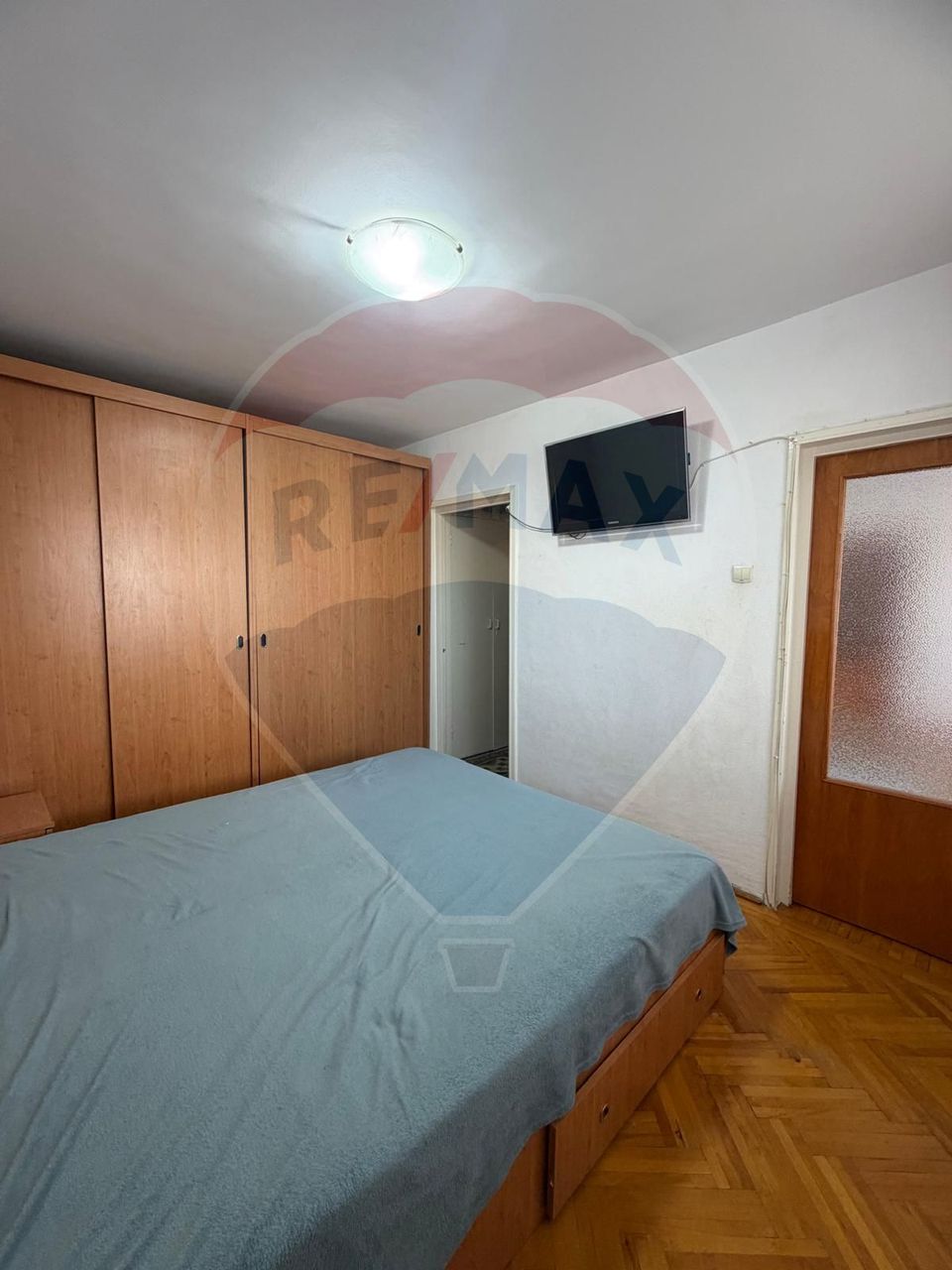 Apartament de închiriat-2 camere zona Titan
