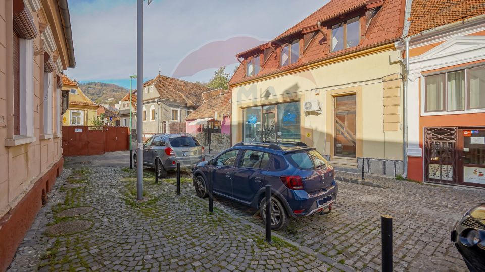 CASA CU SPATIU COMERCIAL SI PARCARE | PIATA UNIRII 12BIS BRASOV SCHEI