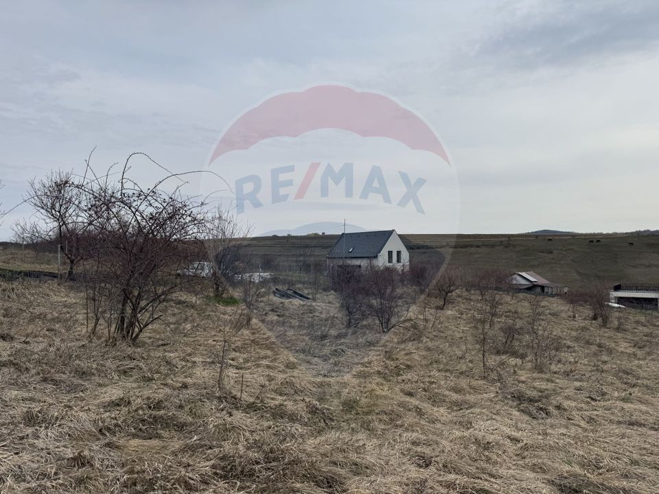 Land 2,307sqm Salicea / Strada Pricipala