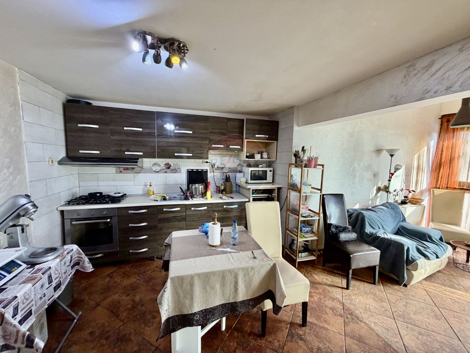 4 room House / Villa for sale