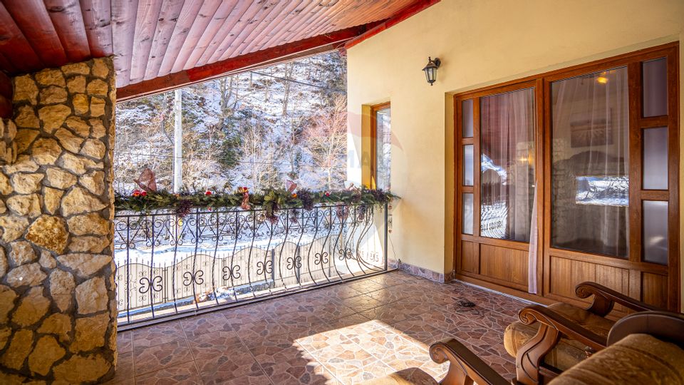 5 room House / Villa for sale