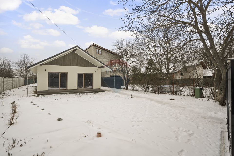 4 room House / Villa for sale