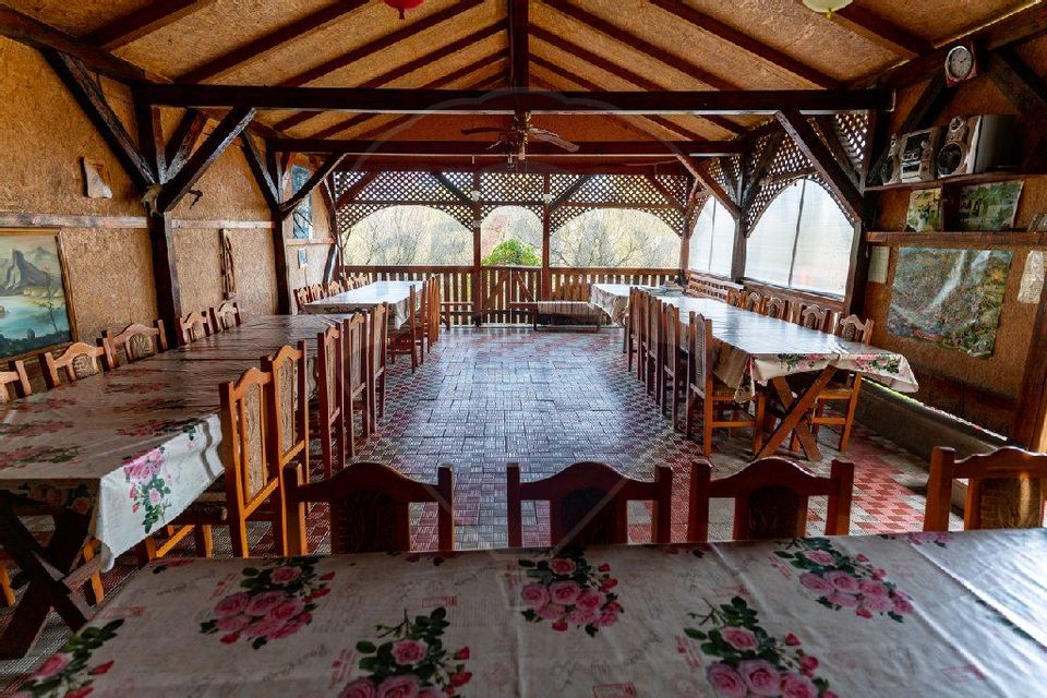 8 room House / Villa for sale