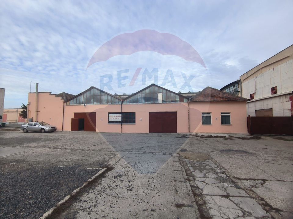 Spațiu industrial de 435mp de închiriat în zona Sannicolau Mic