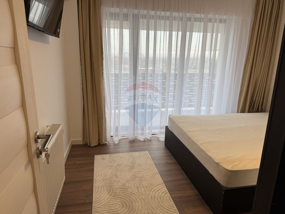 Apartament cu 3 camere de închiriat în zona Cantemir