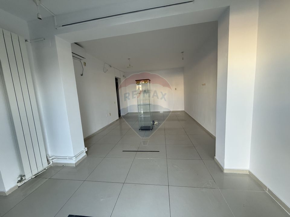 Spațiu comercial de 66mp de închiriat în zona Tomis Nord Ciresica