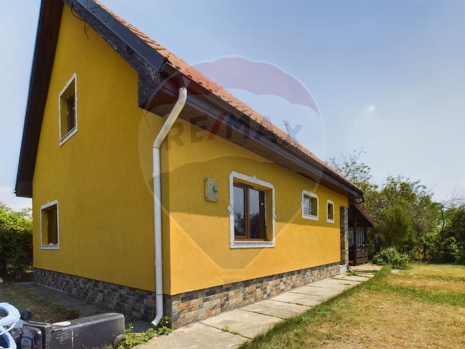 4 room House / Villa for sale