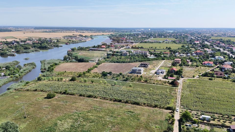 Land 5,000sqm Ciofliceni / Strada Radu cel Mare