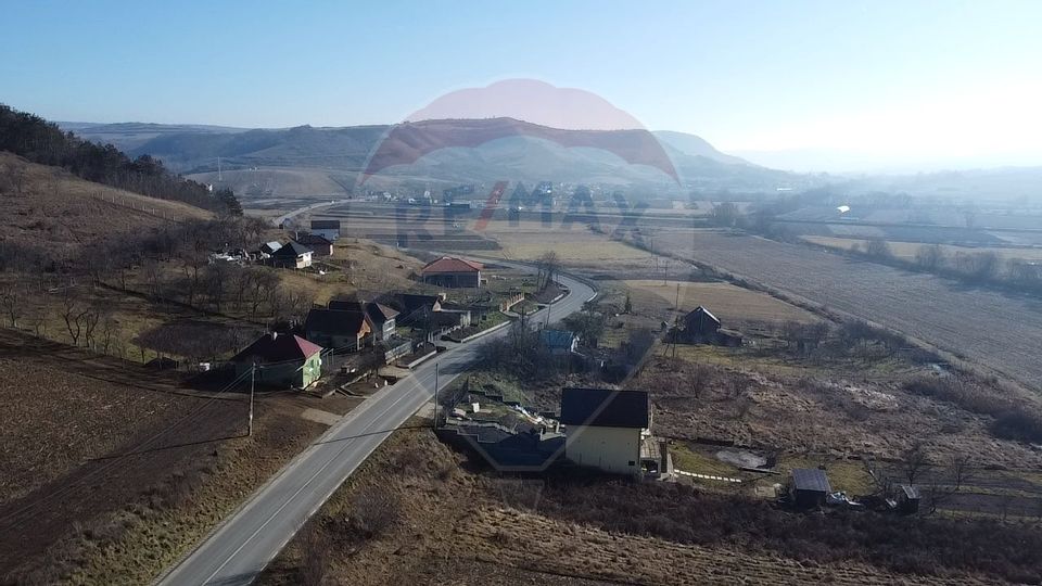 Land 1,430sqm Fodora / Strada Principala