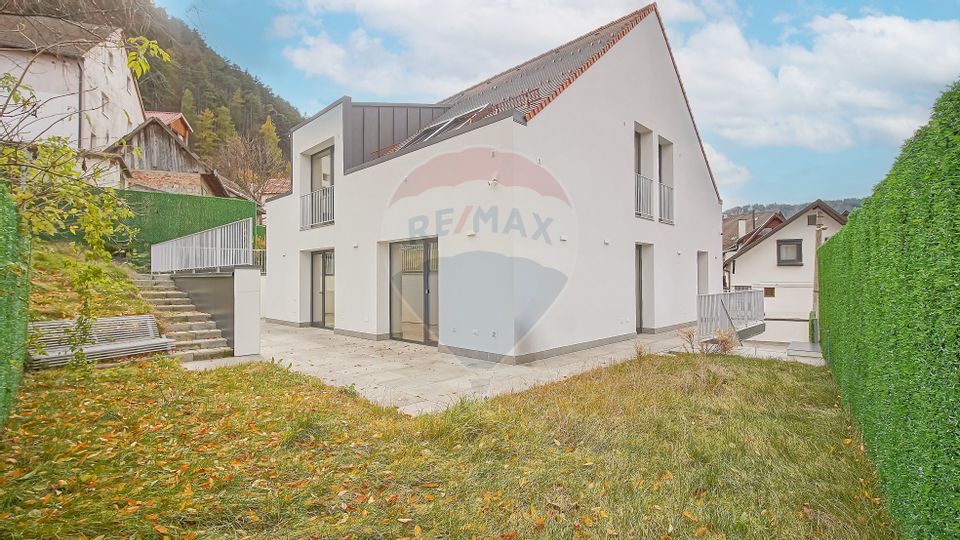 Armonie între tradiție și modernitate – Vilă contemporană în Brasov