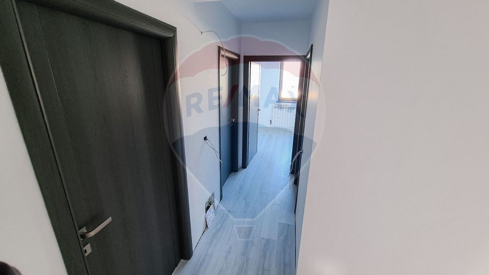 Casă / Vilă cu 5 camere de vânzare