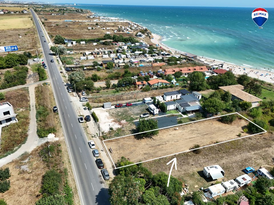 De vanzare teren intravilan 989 mp - Vama Veche