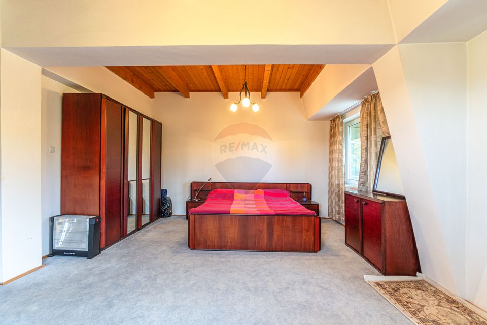 7 room House / Villa for sale