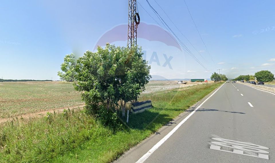 Teren de vanzare 17500 mp, Paulesti, deschidere 27 m la DN1,  Ploiesti