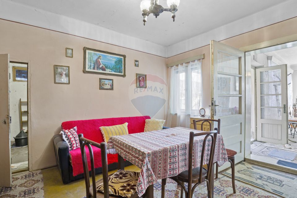 4 room House / Villa for sale