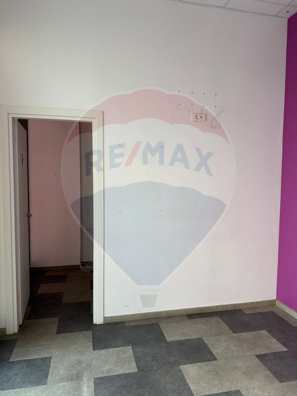 De vanzare | Spatiu comercial 92 mp | Strada Vasile Lascăr