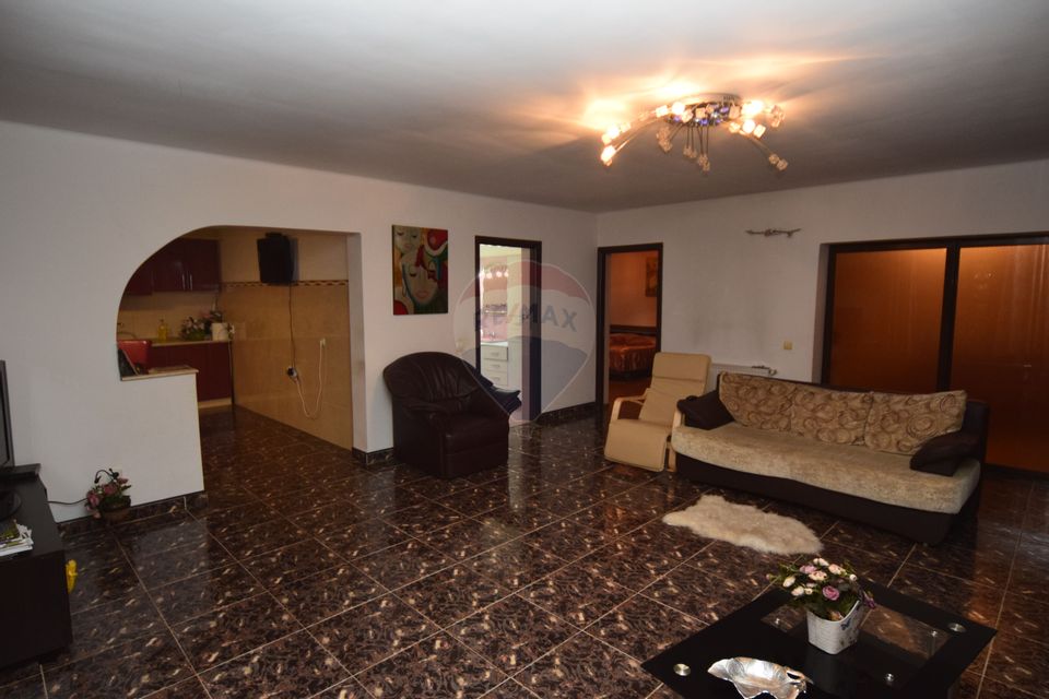 7 room House / Villa for sale