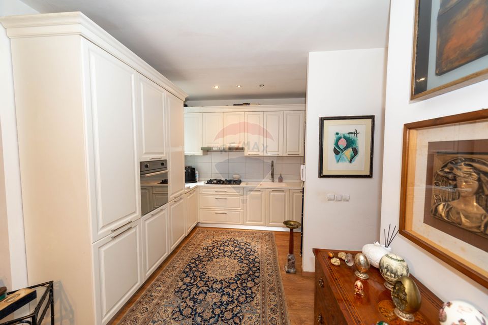 3 room Apartment for sale, Decebal area