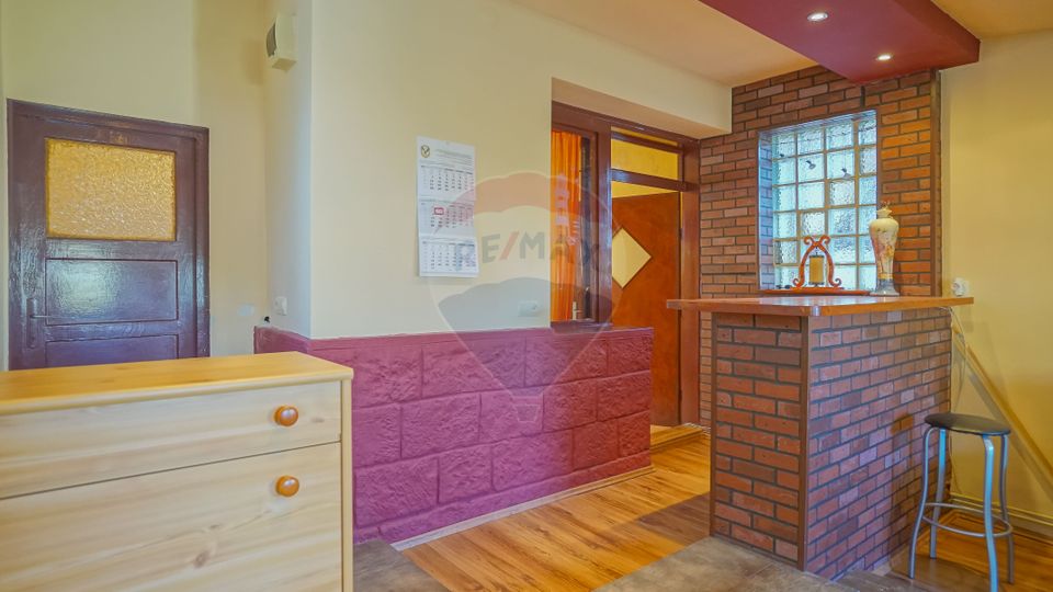 Corp de casă cu 2 apartamente și curte individuală, str. Făgetului