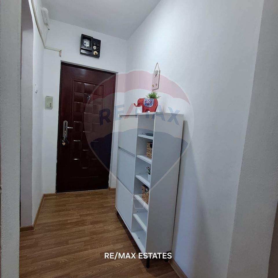 Apartament de vânzare – 2 camere semidecomandat