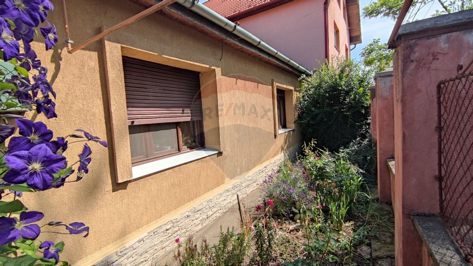 3 room House / Villa for sale, Universitatii area