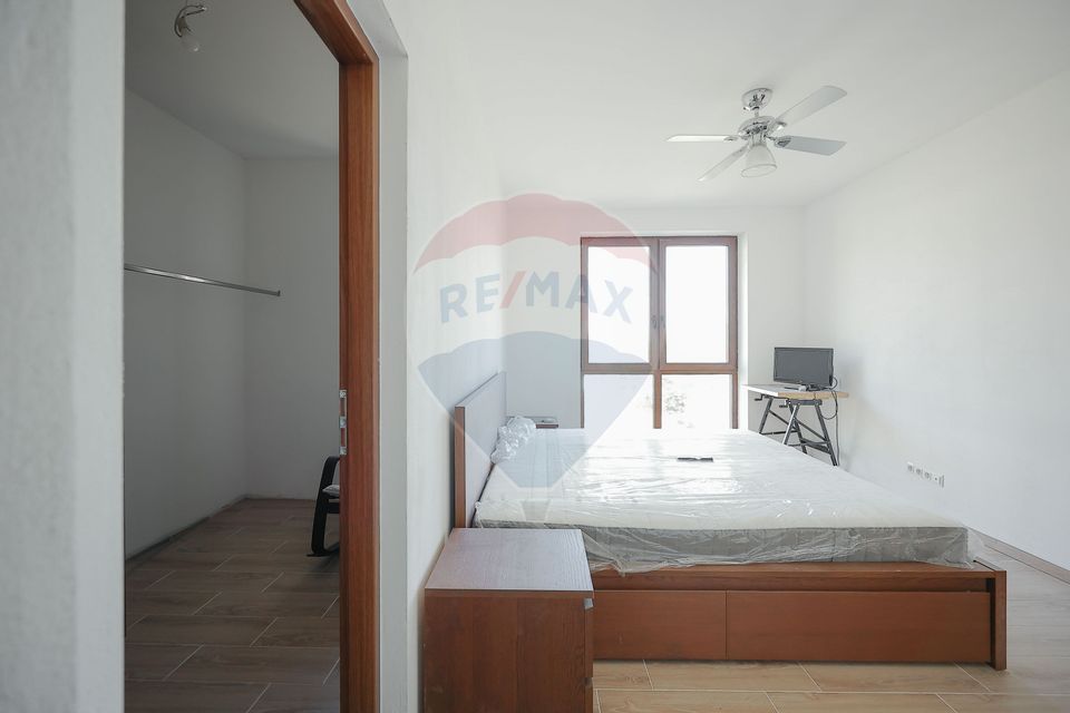 4 room House / Villa for sale, Podgoria area