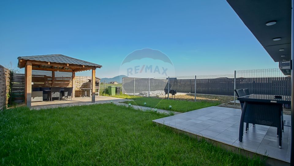 4 room House / Villa for sale