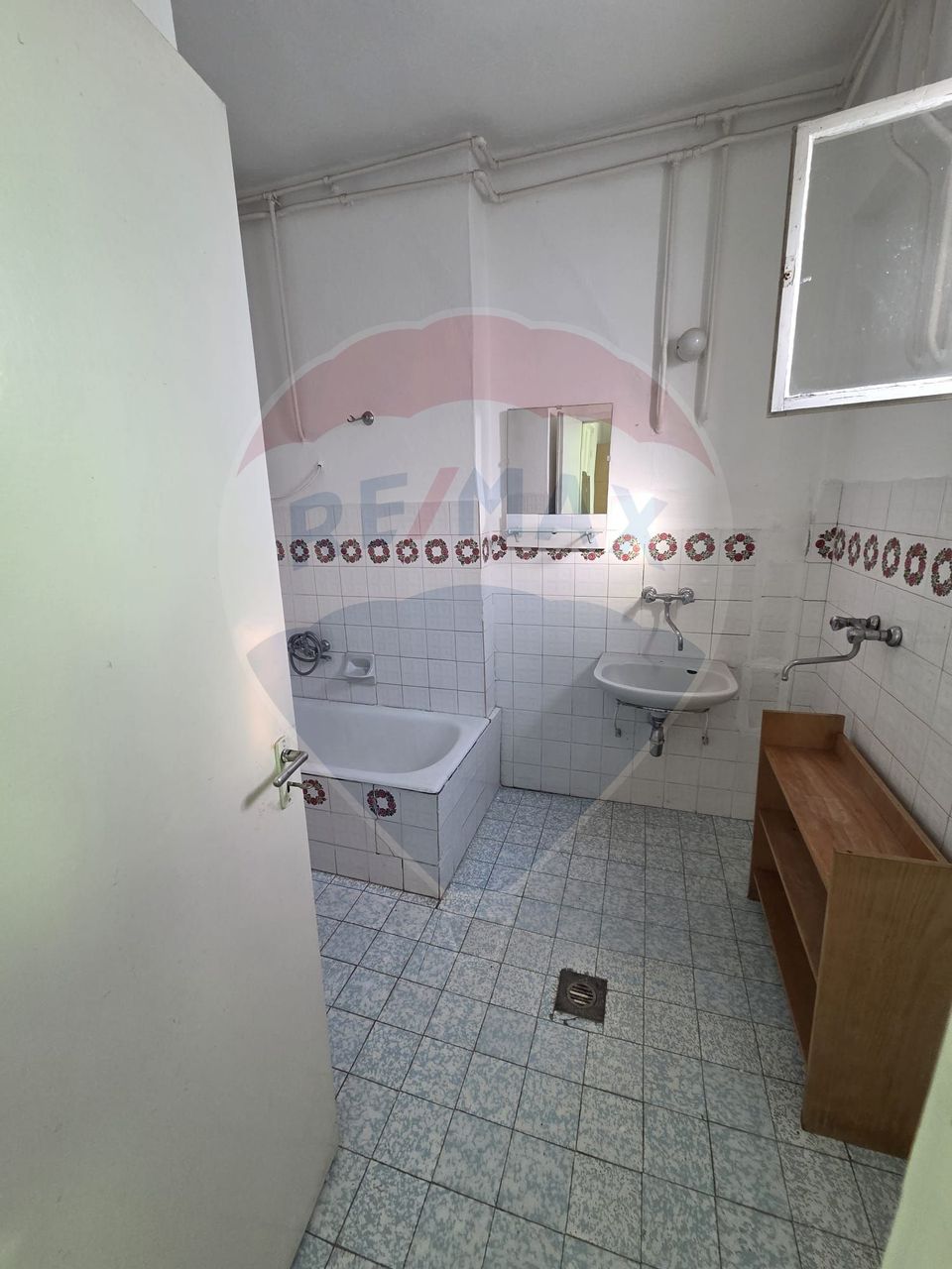 5 room House / Villa for sale, Vest area