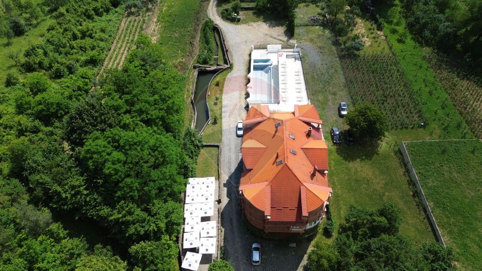 3,000sq.m Proprietate specială for sale