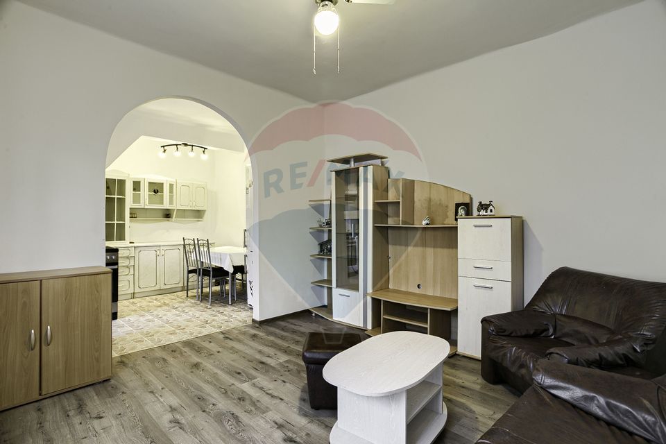 3 room Apartment for sale, Intim area