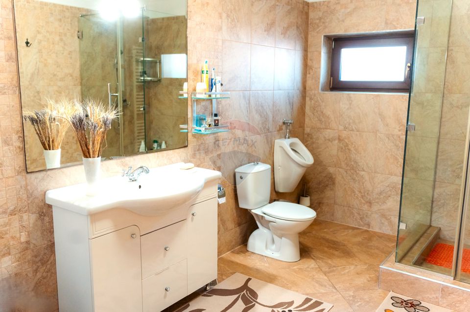 4 room House / Villa for sale