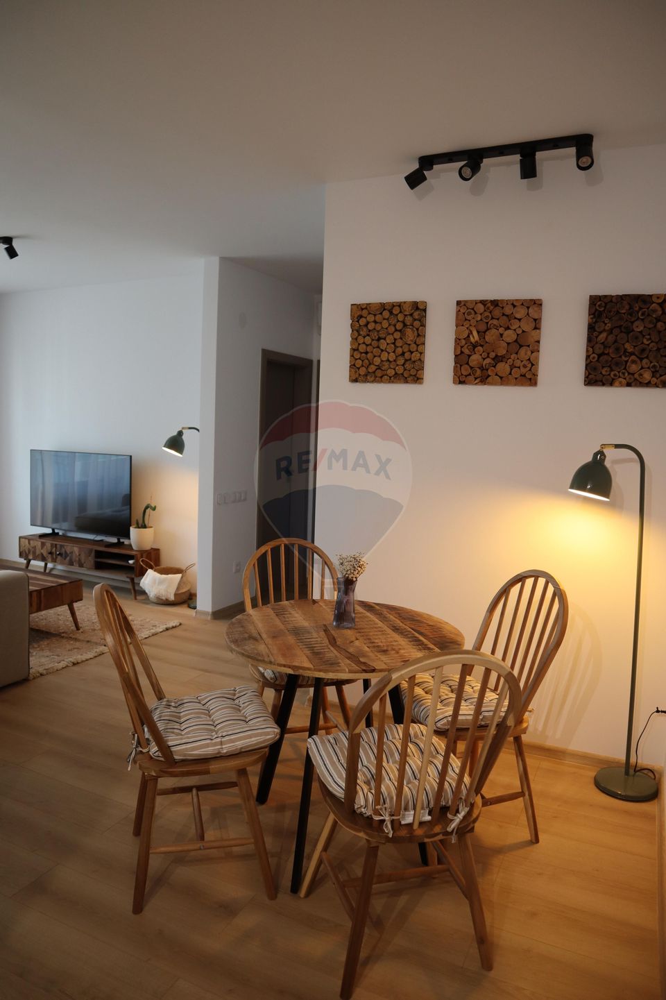 3 room Apartment for rent, Turnisor area