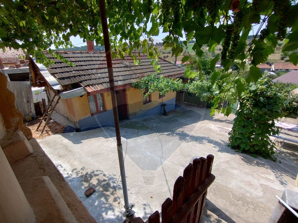 4 room House / Villa for sale