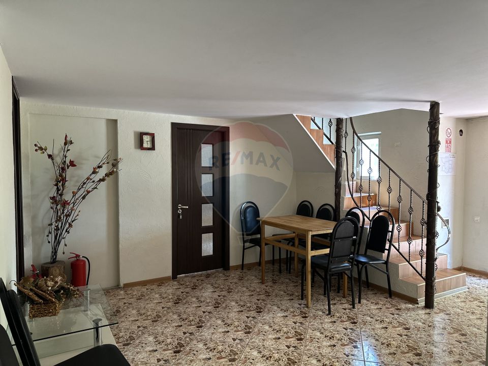 18 room Hotel / Pension for sale