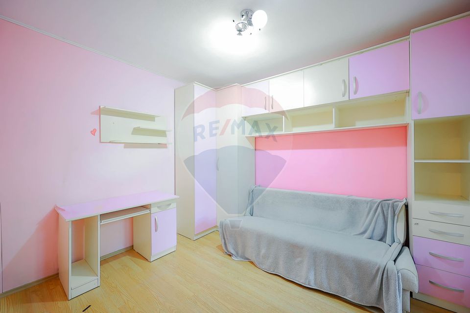 De vânzare apartament cu 3 camere, etajul 1, Strada Borsecului, Oradea