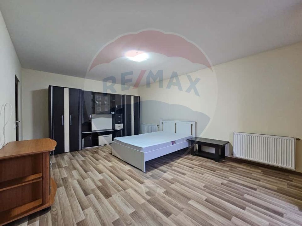 Inchiriez apartament cu 2 camere decomandate în Gheorgheni