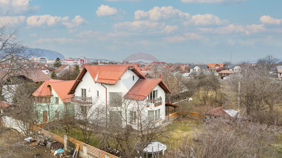 COMISION 0% | CASA SACELE 297 MP | CURTE 530 MP |