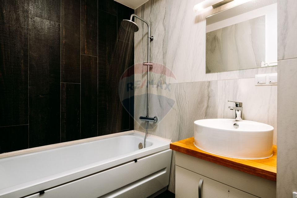 Apartament penthouse pe doua niveluri (4 camere)