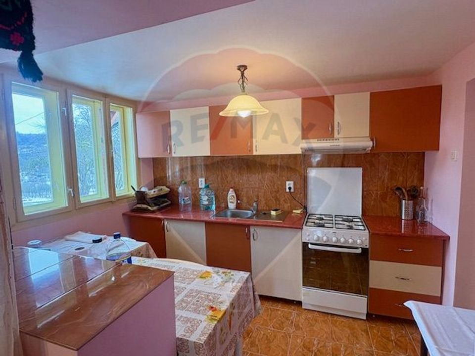 6 room House / Villa for sale