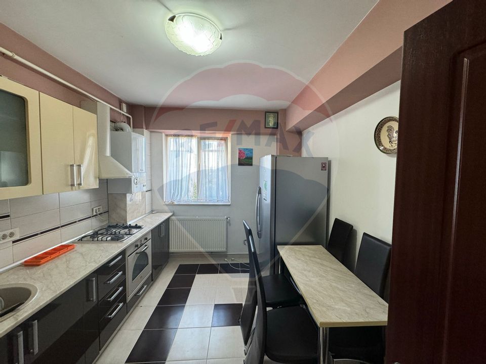 Apartament cu 3 camere de inchiriat in bloc nou