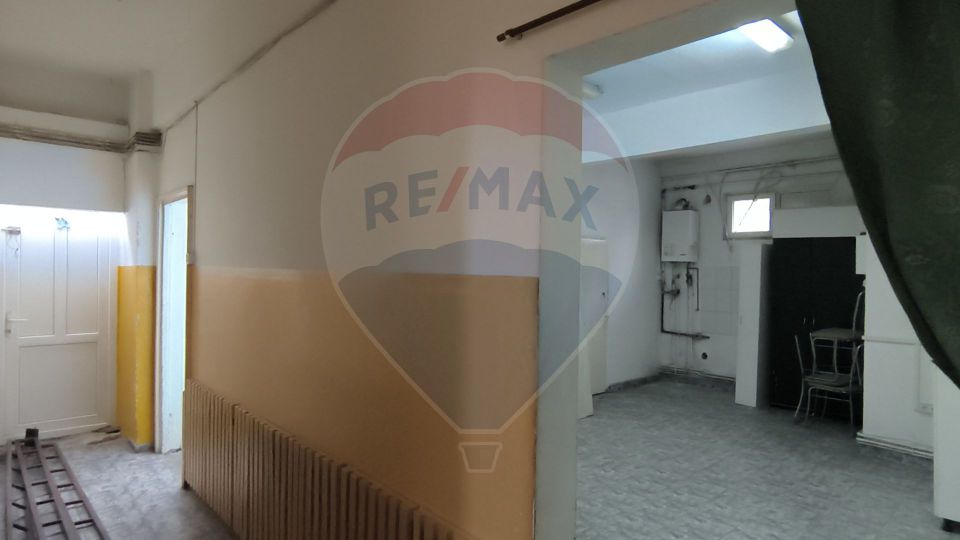 125sq.m Commercial Space for rent, Manastur area