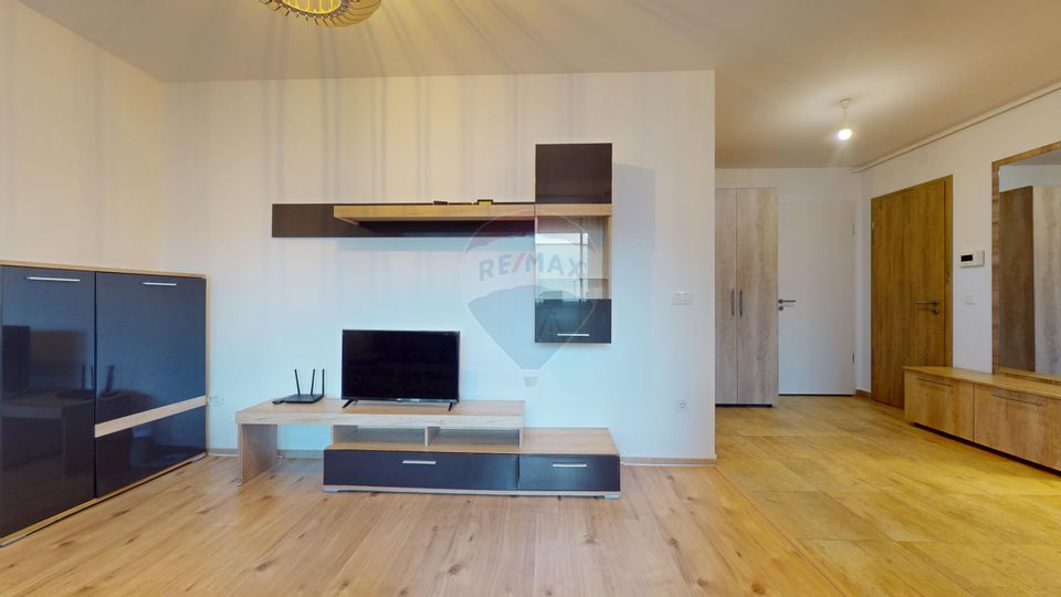 2 room Apartment for rent, Tractorul area