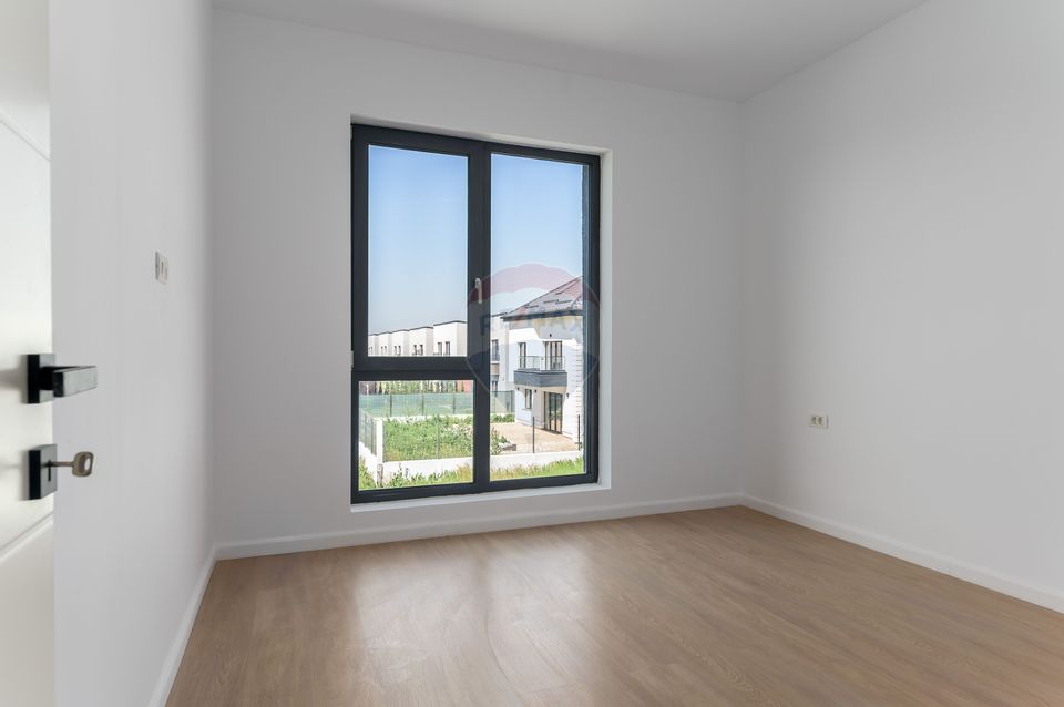 Vânzare Vilă cu 5 camere, curte si parcare de vânzare in TUNARI