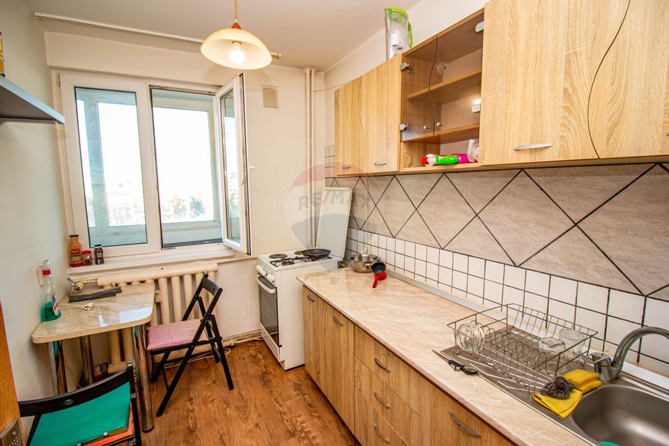 Apartment 2 rooms, Dinicu Golescu, rehabilitated block of flats
