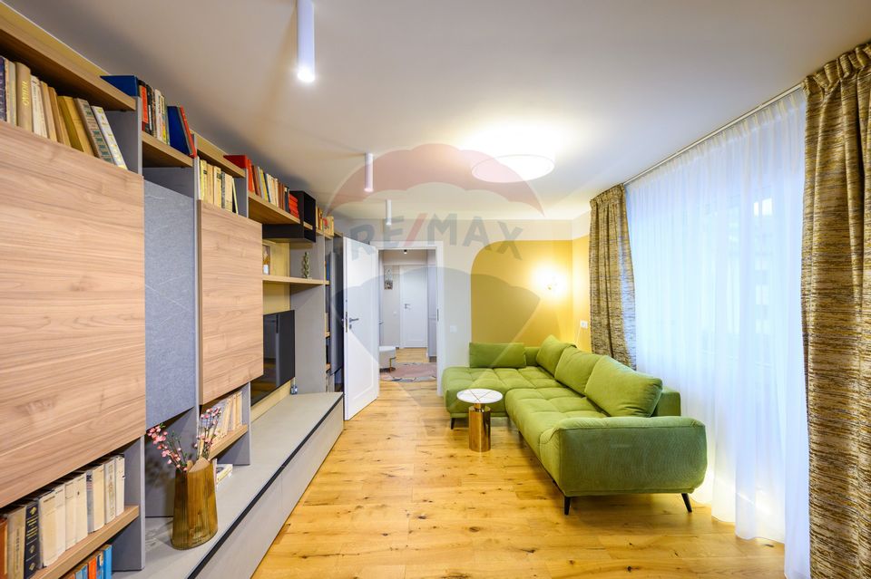 Apartament renovat, modern, cu 3 camere, de vânzare în Grigorescu