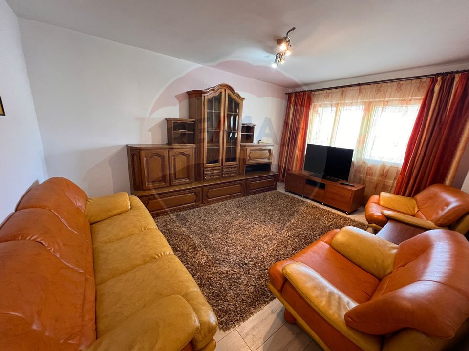 Apartament cu 3 camere decomandat- 9 mai- zona centrala