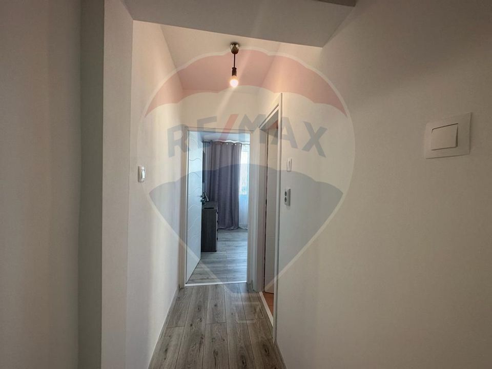 Apartament cu 2 camere de vânzare în zona Tic Tac