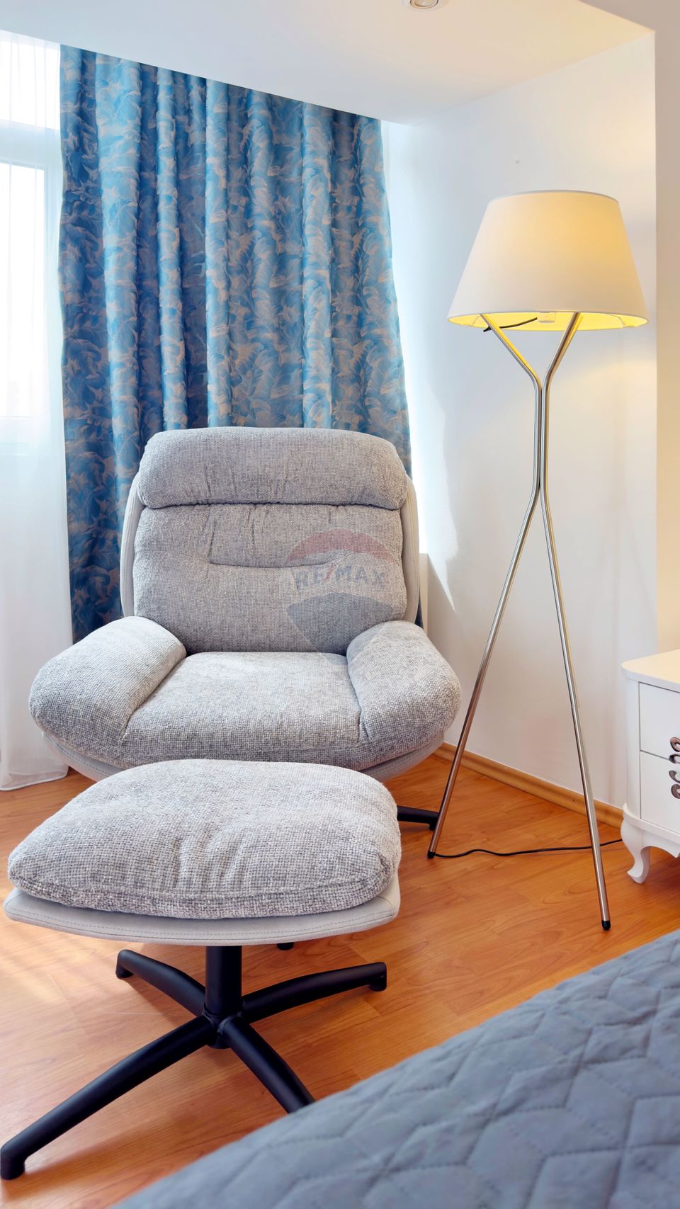 Chirie 2 camere 70mp | Parcare inclusa | Blvd. Unirii bloc F64