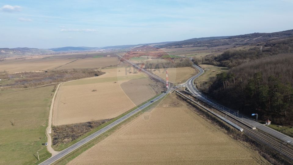 Land 19,319sqm Hoghilag / Strada Principala