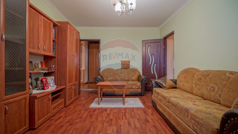 Apartament cu 3 camere pe Saturn, langa LIDL